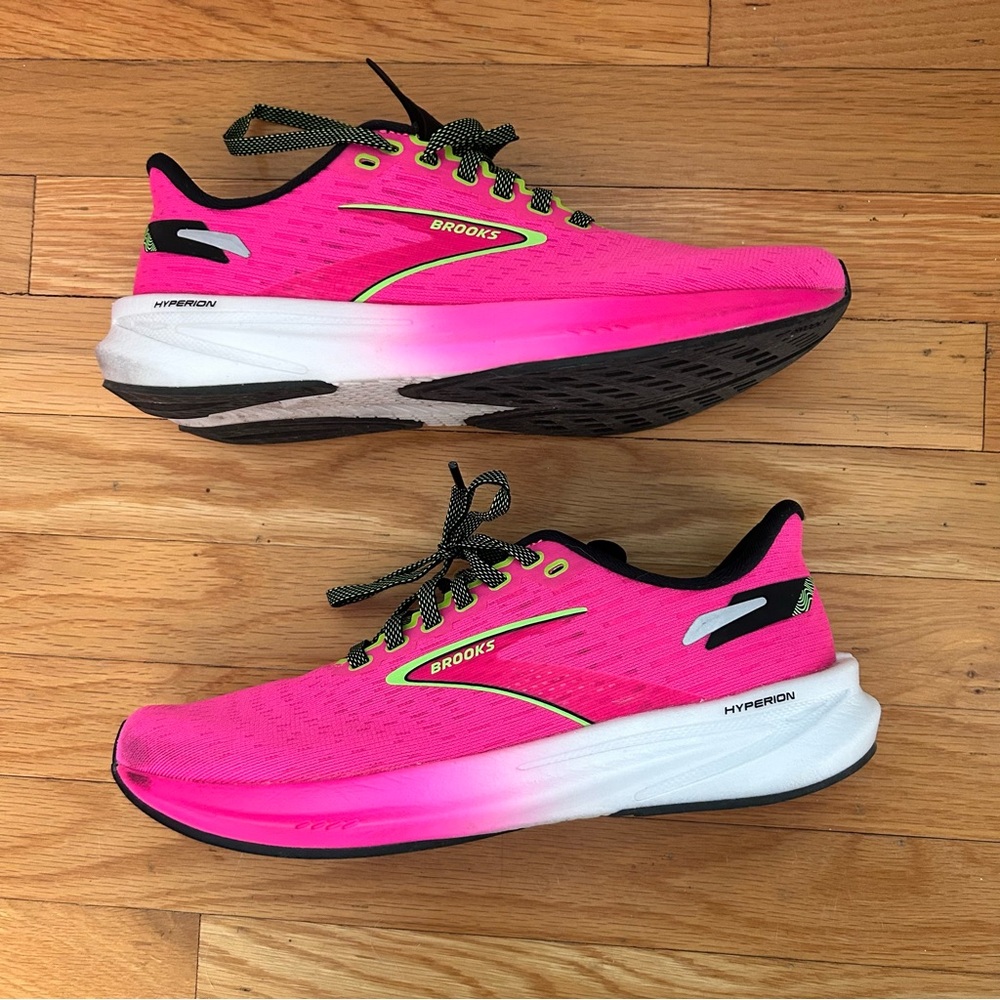 Brooks Hyperion size 8.5 Shoes